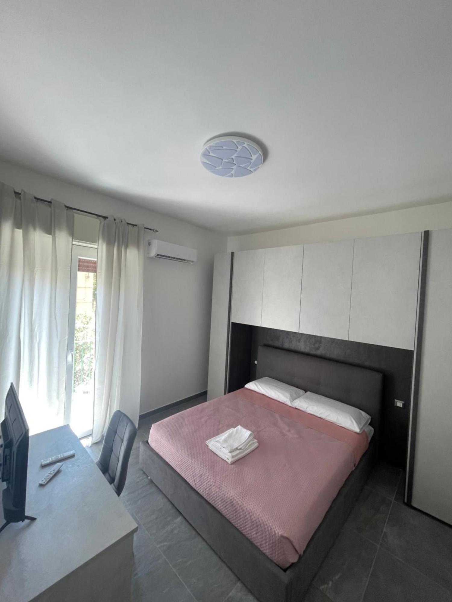 Leos Rooms Caltanissetta Exterior photo